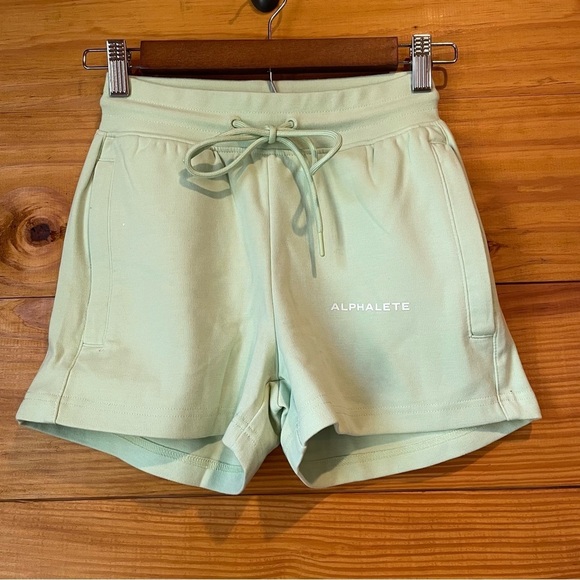 Alphalete Essential Core Activewear Shorts Lime Green Extra Small NWOT - Picture 2 of 9